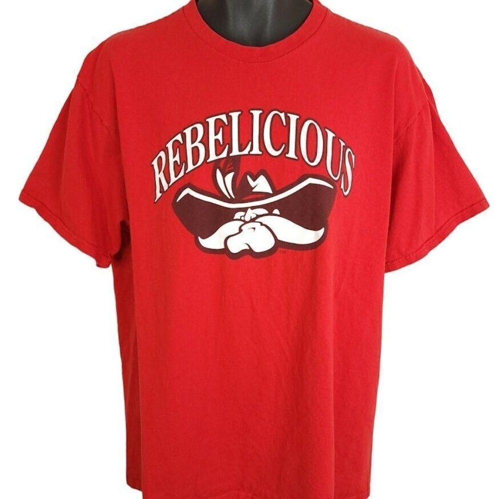 UNLV Runnin Rebels T Shirt Vintage Y2K NCAA Basketball Wink Adams Mens Size XL